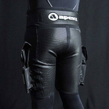 Neoprenove-kratasy-Apeks-TECH-zadek.jpg
